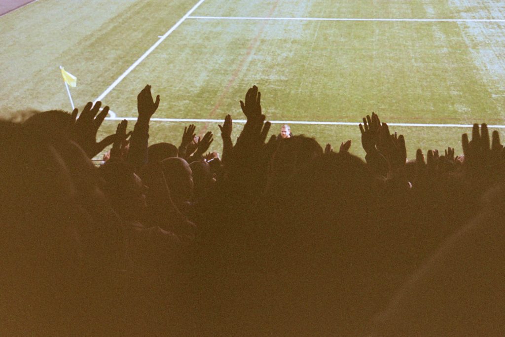 Tribune Red Star Laval football buvette