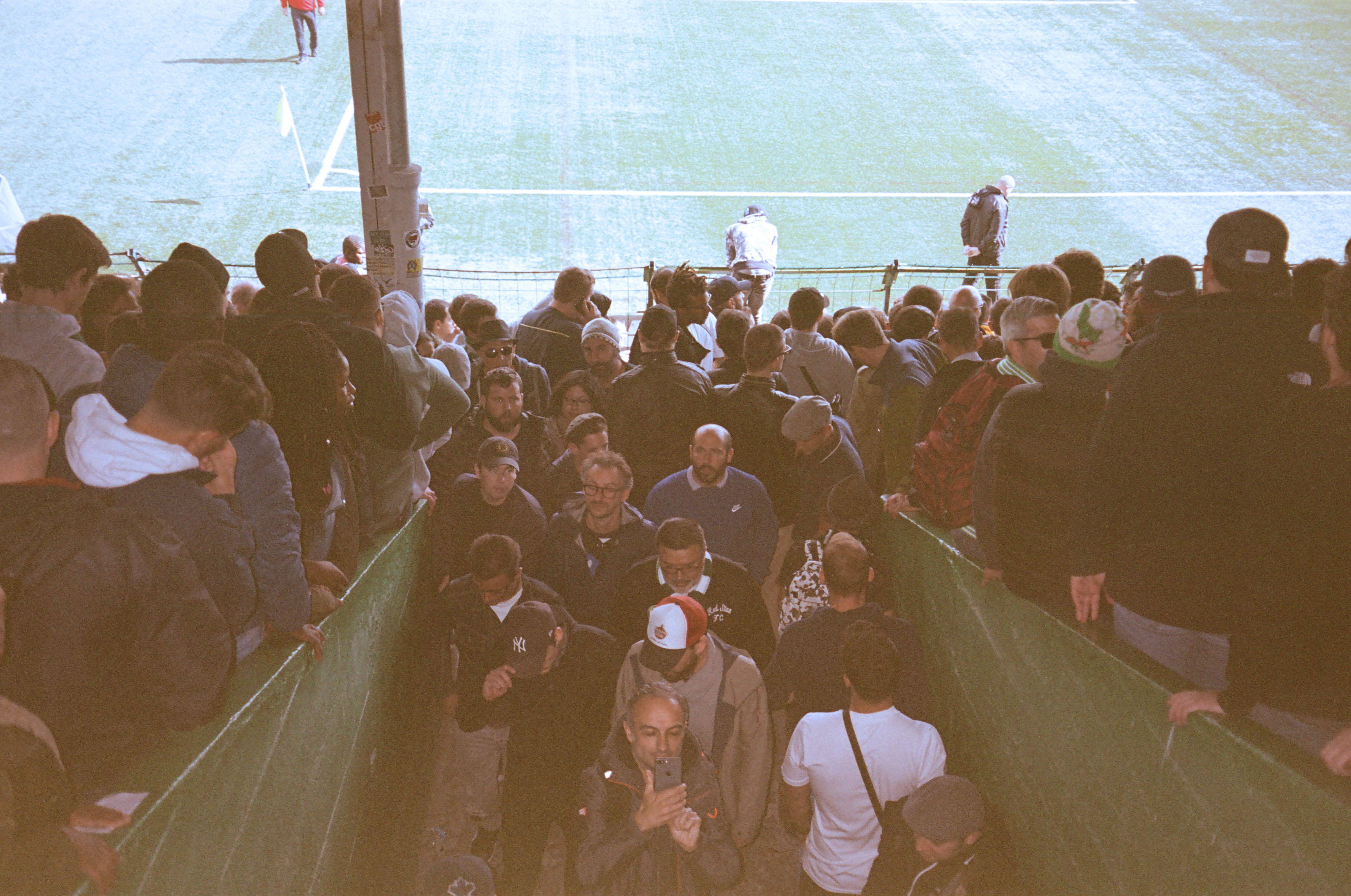 Tribune Red Star Laval