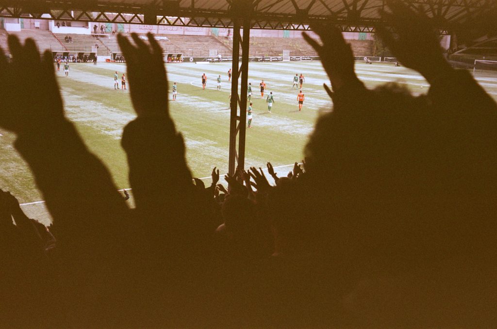 Tribune Red Star Laval football buvette