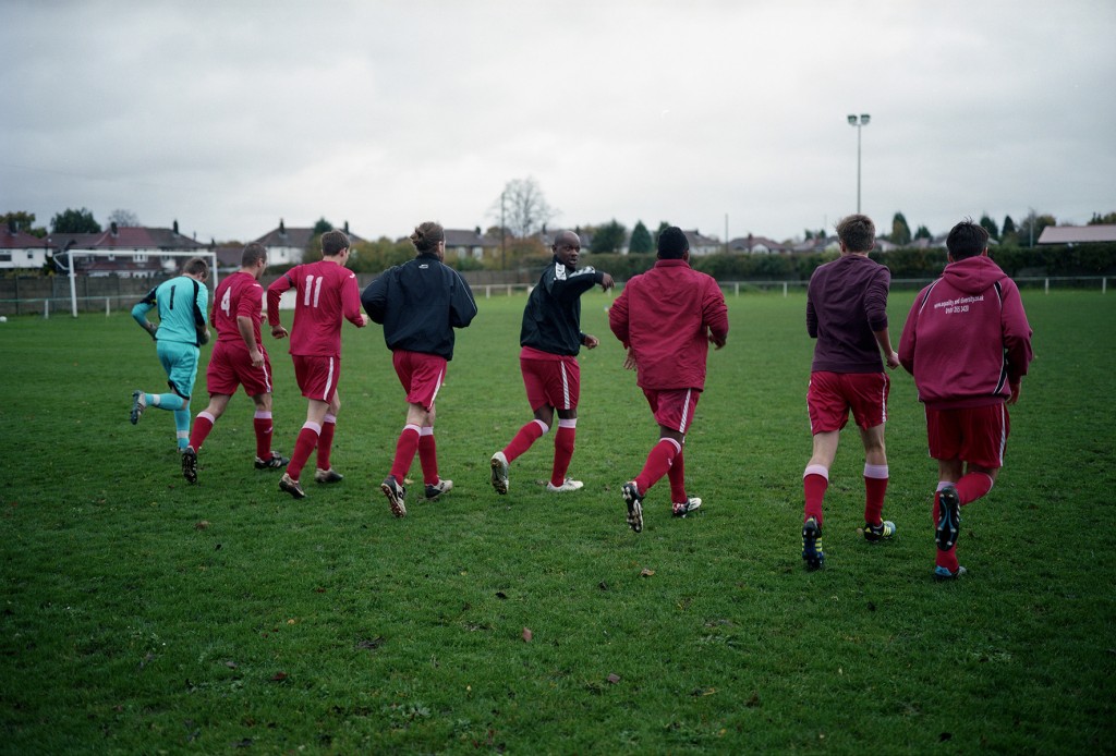 ross cooke, home, photographe, culture football, football populaire, district football, football dimanche, coach, la buvette de gustave, buvette, gustave le populaire, dorian beaune