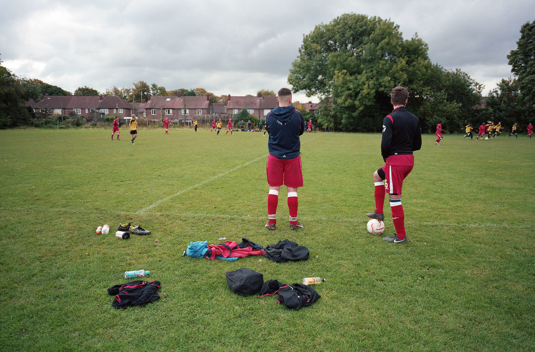 ross cooke, home, photographe, culture football, football populaire, district football, football dimanche, coach, la buvette de gustave, buvette, gustave le populaire, dorian beaune