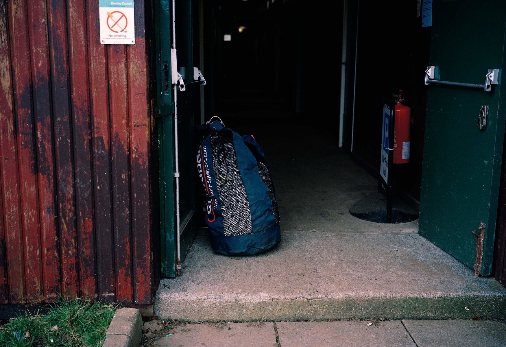 ross cooke, home, photographe, culture football, football populaire, district football, football dimanche, coach, la buvette de gustave, buvette, gustave le populaire, dorian beaune