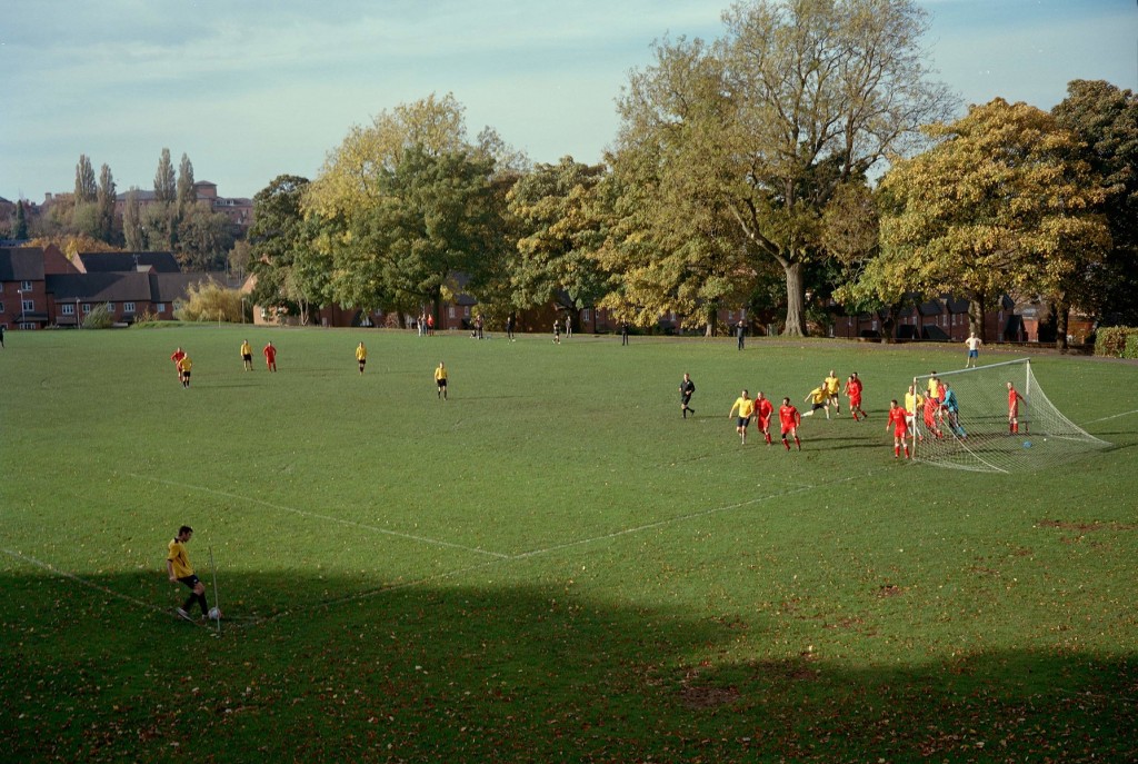 ross cooke, home, photographe, culture football, football populaire, district football, football dimanche, coach, la buvette de gustave, buvette, gustave le populaire, dorian beaune