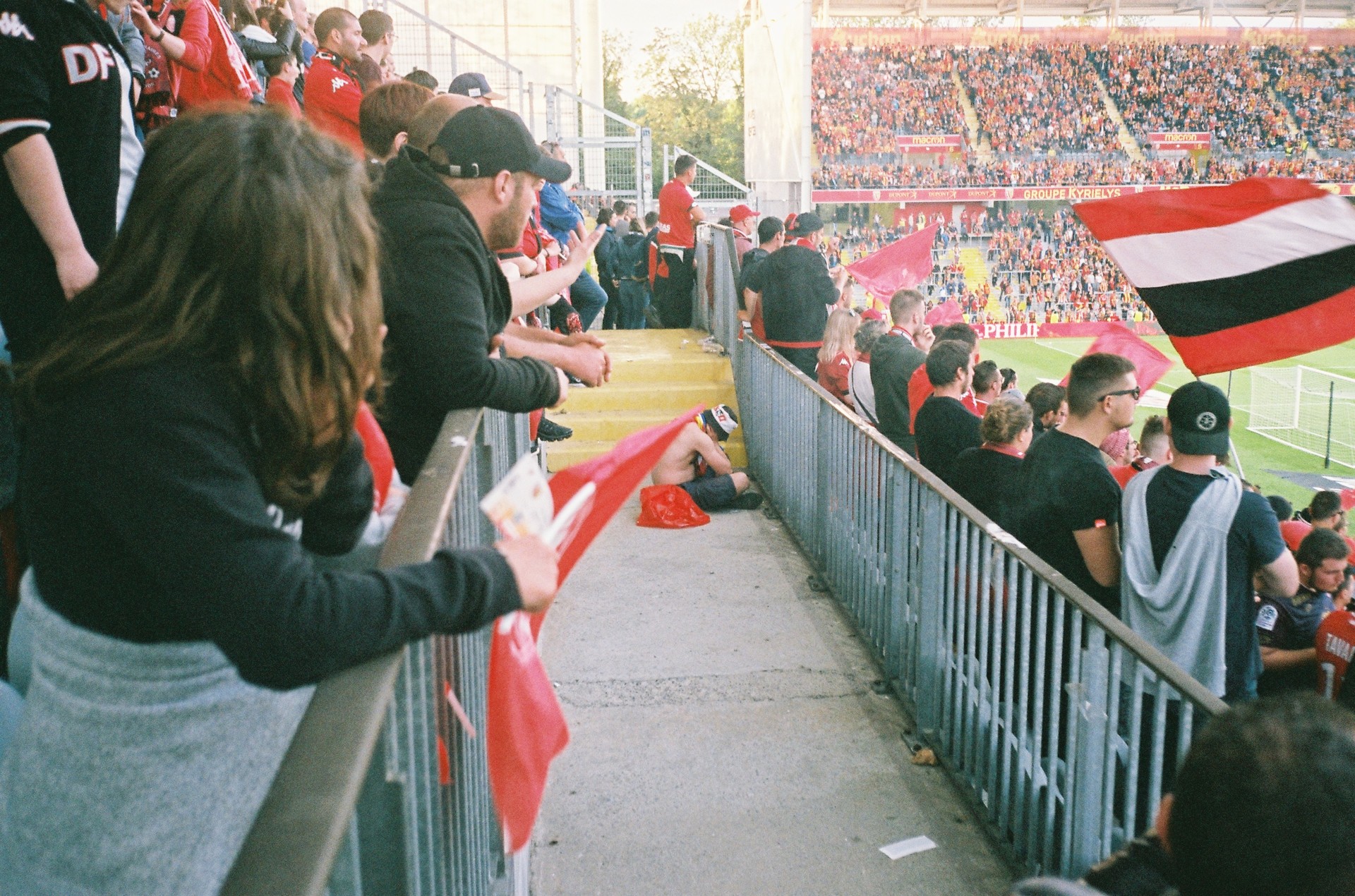 Fiers de Lens | Lens v Dijon